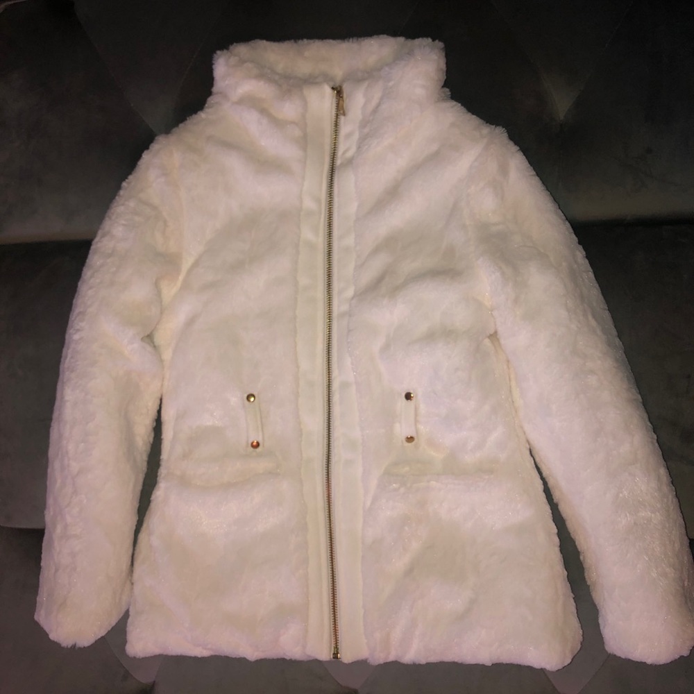 IZ byer girls white coat